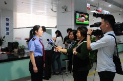 澳门永利网站_澳门永利网址_澳门永利官网_一直给她安慰和信心的陈妮娜